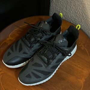 Women’s Ecco Hydromax Black and White Athletic Shoes